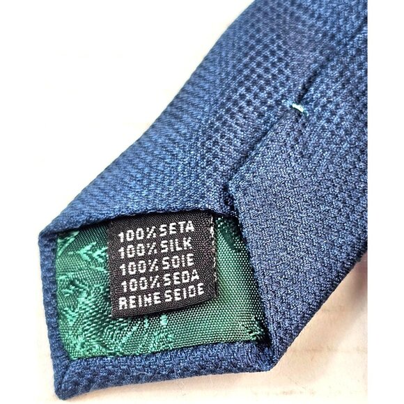 Tommy Hilfiger Handmade 100% Silk Red Blue Plaid Pattern Mens Neck Tie - Picture 2 of 8